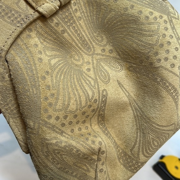 Michelle Lalonde Bone Color Lambsuede Evening Wristlet Bag - Picture 12 of 13